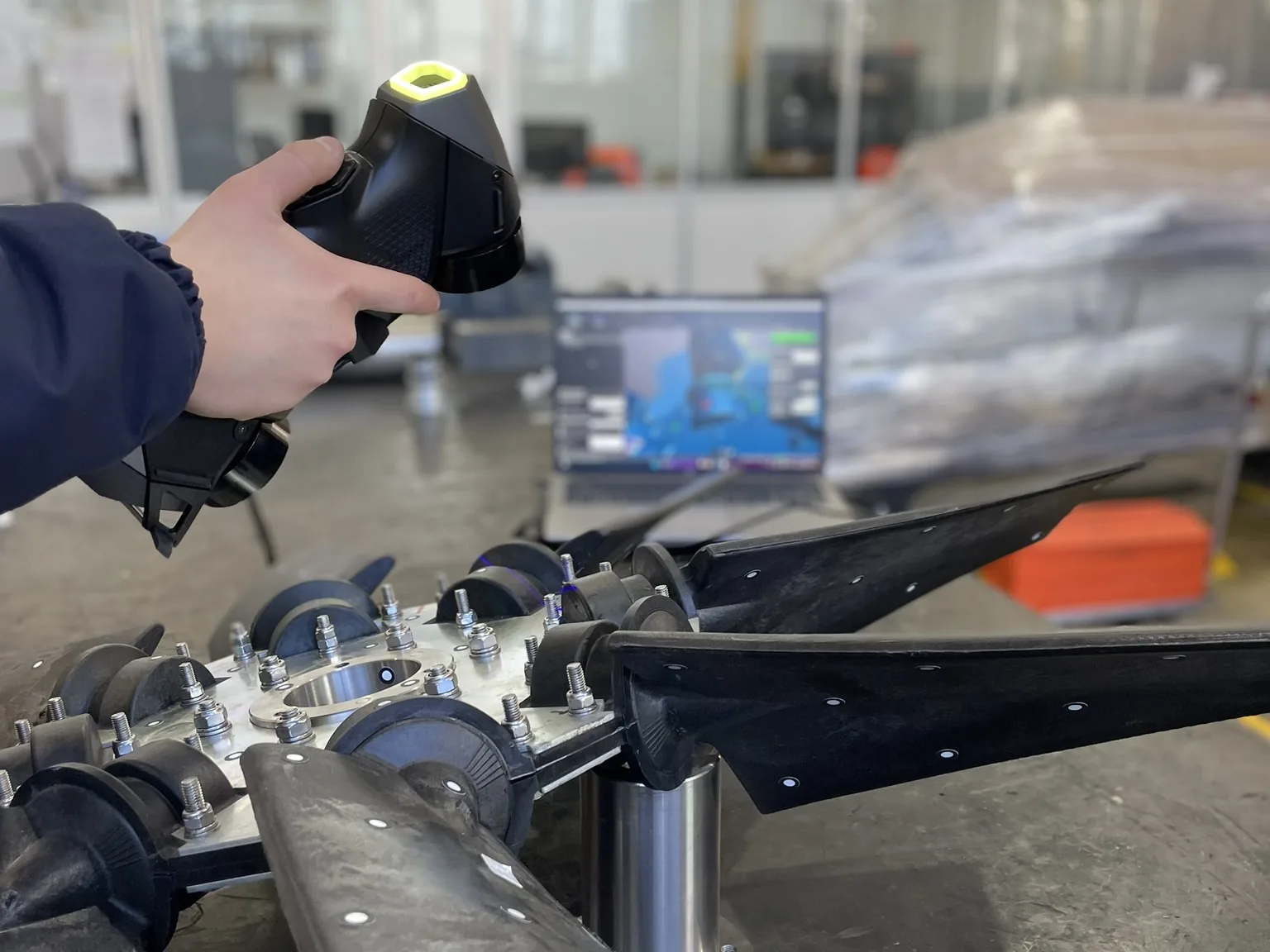 Escaneo 3D de una hélice naval para ingeniería inversa